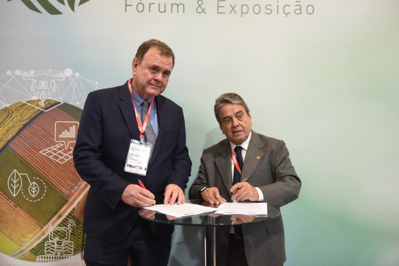 ANDAV e IAGRO assinam termo de cooperação para troca de informações
