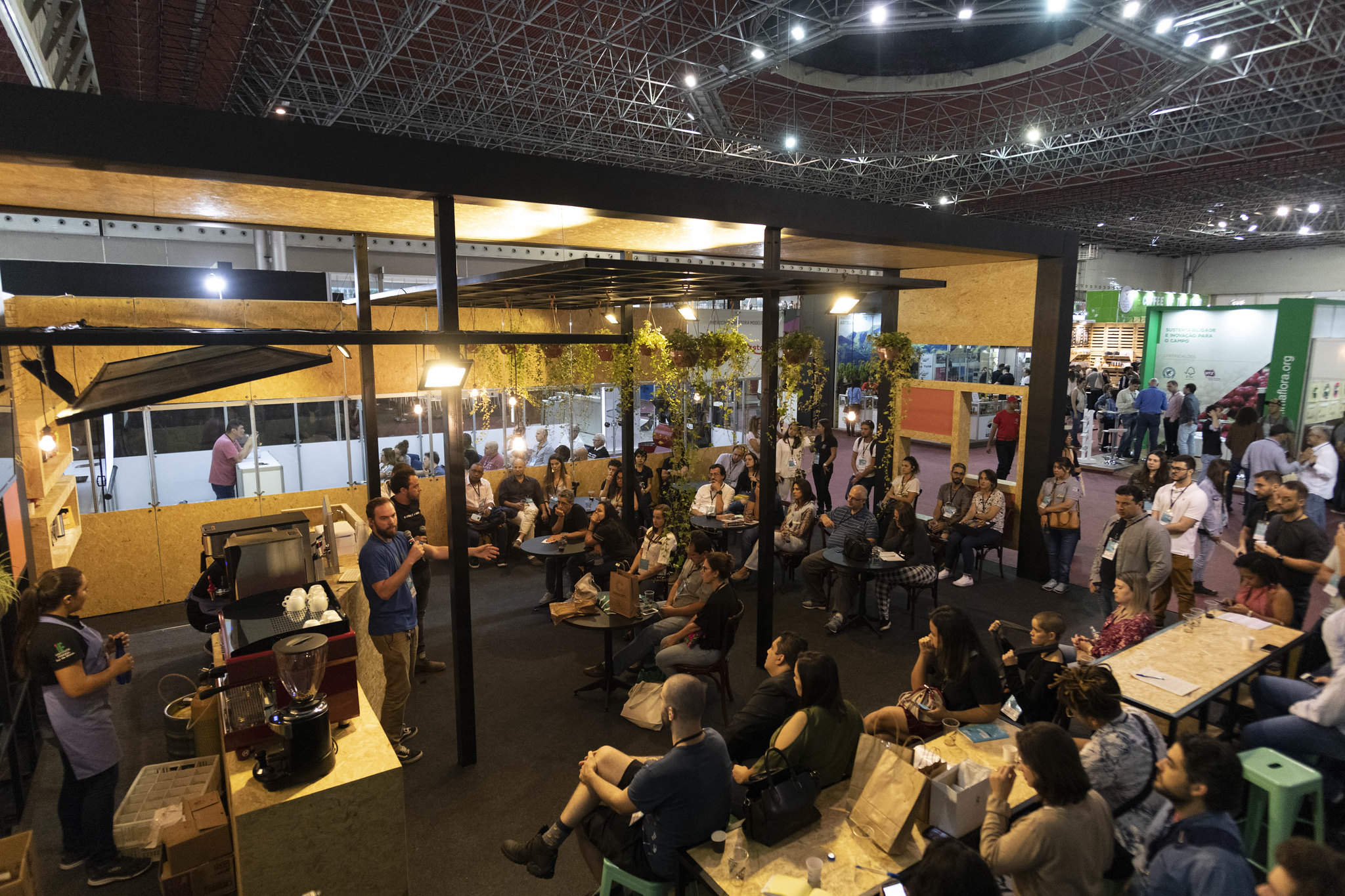Tem cheiro de café no ar de Beagá: Semana Internacional do Café
