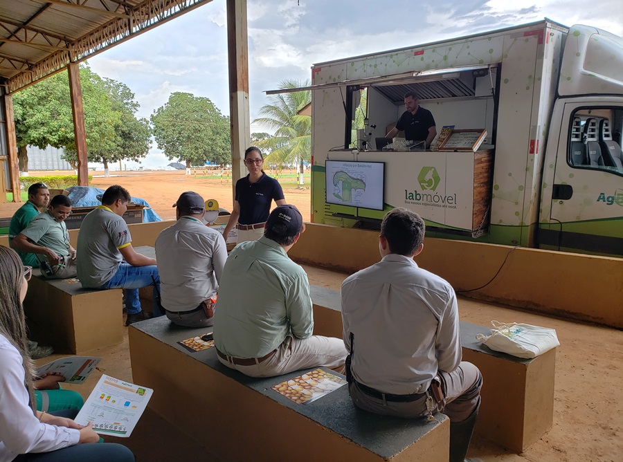 AgBiTech desenvolve primeiro laboratório móvel do Brasil