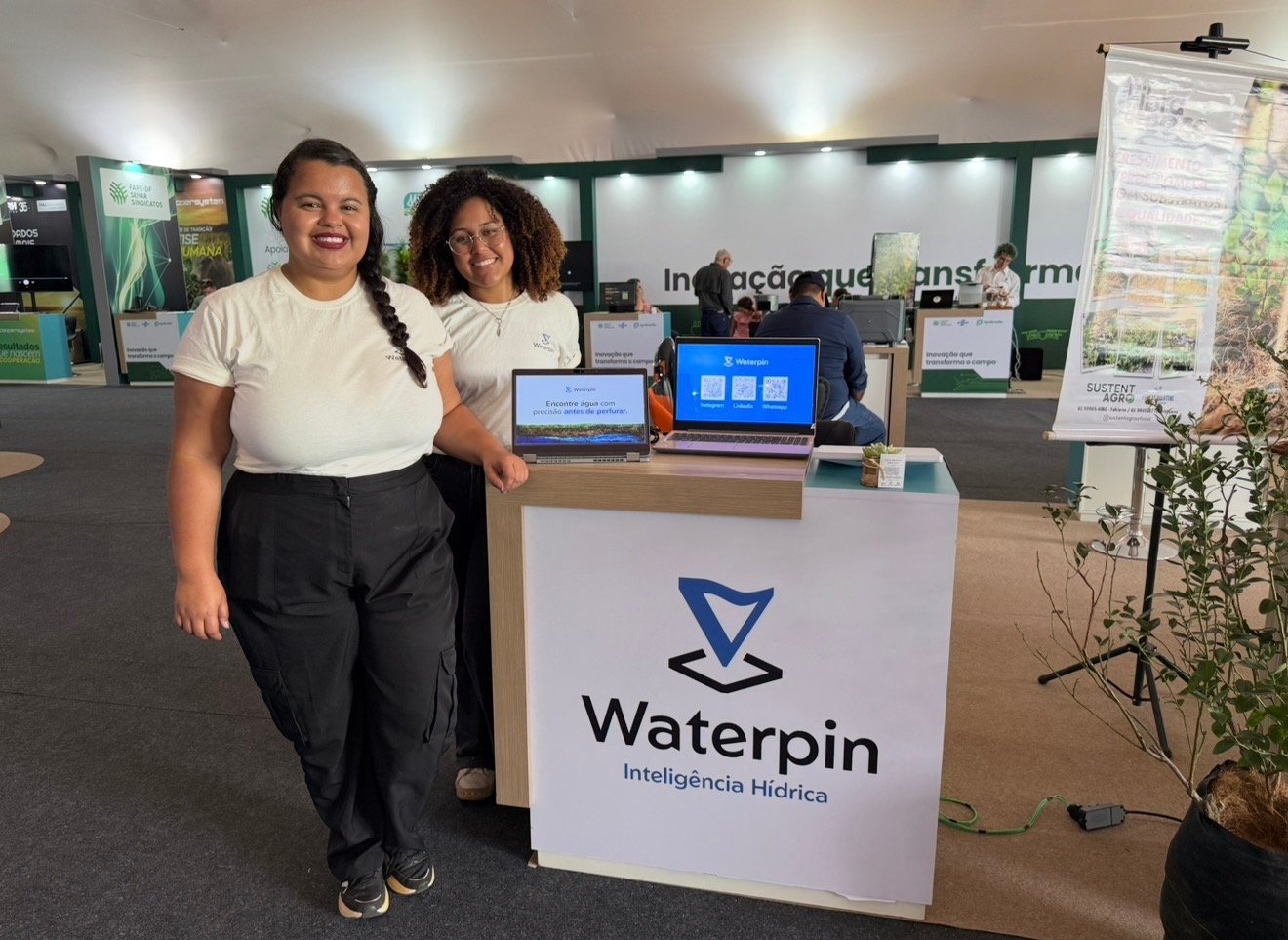 Startup apresenta tecnologia para mapear água subterrânea no agro durante a AgroBrasília 2026 com uso de inteligência artificial e sensoriamento remoto.