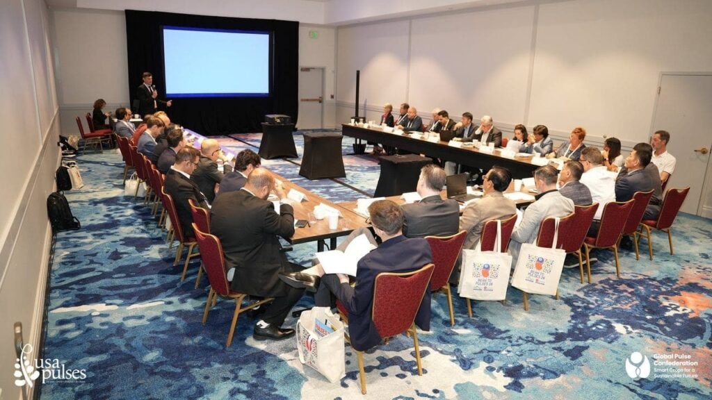 Representantes do Brasil participam do Global Pulse Confederation em Orlando debatendo segurança alimentar, pulses e sustentabilidade agrícola.