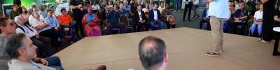 Delegações internacionais visitam vitrines tecnológicas na AgroBrasília 2026 durante o Dia Internacional do evento agropecuário.