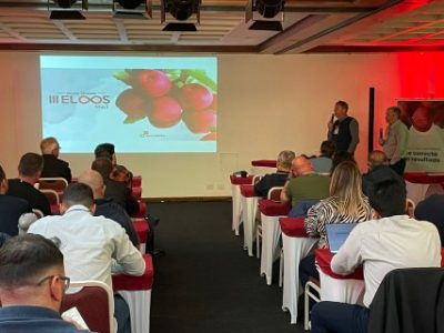Apresentacao_Eloos-Maca-Telefone
