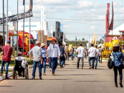 BahiaFarm_publico-tera-a-presenca-de-produtos-e-servicos-de-novos-expositores_divugacao_BahiaFarmShow-Telefone
