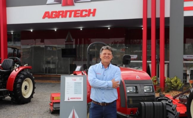 O gerente de Vendas e Marketing da Agritech, Cesar Roberto Guimarães de Oliveira