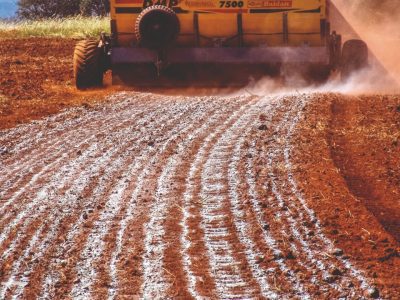 A importância do gesso agrícola no condicionamento do solo