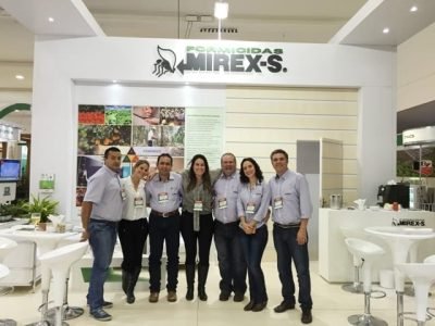 Equipe Atta-kill na Hortitec 2015 - Crédito: Atta-kill