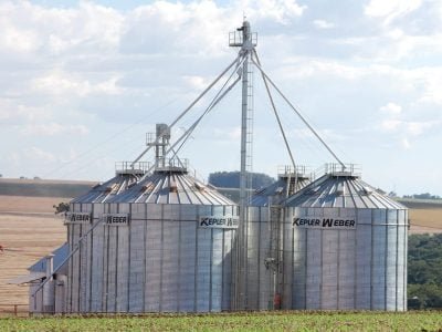 O tamanho de cada estrutura depende do quanto grão o agricultor quer armazenar - Crédito Kepler Weber