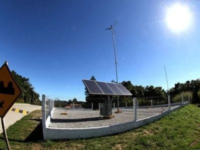 Energia eólica e fotovoltaica, instalada pela Embrapa - Crédito Paulo Lanzetta