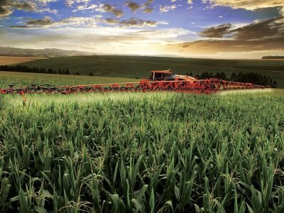 Máquina agrícola - Foto: Jacto