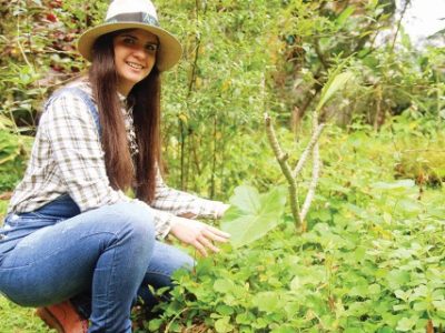 PG 44 a 45 - Foto 01 (Telefone)