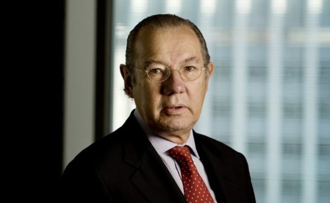 Data:  31.08.2007
Local: Sao Paulo / SP
Cliente:  FIESP / Revista da Industria
Assunto: Ex-Embaixador do Brasil nos Estados Unidos,Rubens Barbosa. 
Foto: Julio Bittencourt/Revista da Indústria
Assistente:  Vitor Salgado