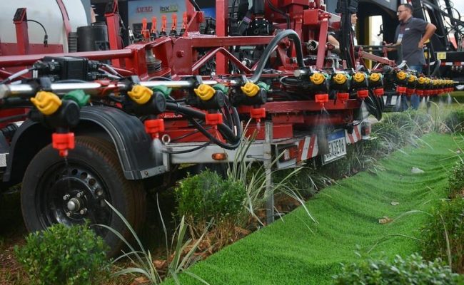 Equipamentos de alta tecnologia expostos na Agrishow transformam a operação no campo em uma jornada de precisão e alta produtividade. (Crédito: Agrishow)