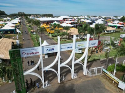AgroBrasília, feira do agronegócio com exposição de máquinas agrícolas, tecnologias e inovação para o campo em Brasília.