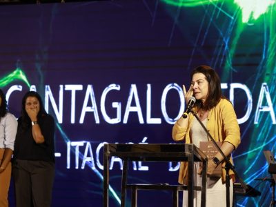 Produtora de cacau na Bahia, Cláudia Sá ficou em primeiro lugar na categoria Mistura do Concurso Nacional de Cacau Especial de 2024, evento que a classificou para a disputa mundial. FOTOS: CARLOS BORGES