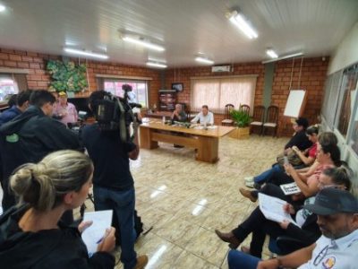 coletiva2023-1-1-1280x720-Telefone