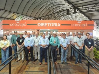 Cerimônia de abertura da Femagri 2026 reúne produtores e lideranças no primeiro dia da feira, em Guaxupé/MG (Foto: André Monteiro)