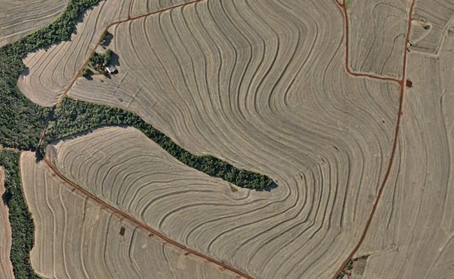 Foto: Embrapa

Com uma abordagem baseada em geotecnologias, as instituições procuraram diagnosticar a eficiência dos terraços e propor intervenções práticas.