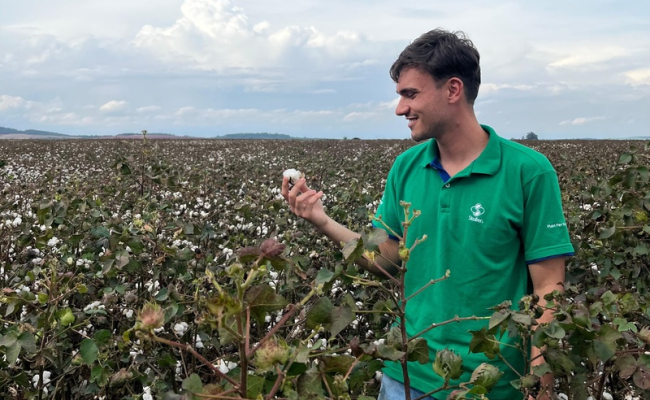 Álvaro Carvalho, estagiário de campo da Corteva Agriscience