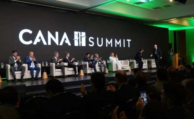 Cana Summit 2026 coloca em pauta os fatores que devem orientar o desenvolvimento da cana no país (Crédito: Divulgação)
