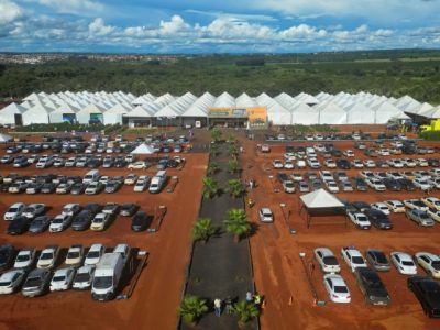 Feira do Cerrado 2026 reúne produtores em Monte Carmelo para trocar experiências, conhecer inovações e fortalecer o futuro da cafeicultura no Cerrado Mineiro. (crédito foto: André Monteiro)
