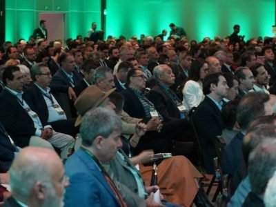 Cana Summit leva aos participantes debates sobre temas estratégicos da cadeia sucroenergética (Crédito: Divulgação)