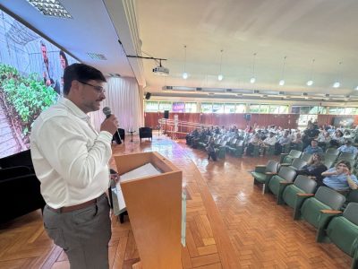 Chefe-geral da Embrapa Milho e Sorgo Vinícius Guimarães durante abertura do evento sobre ESG
Foto: Guilherme Viana